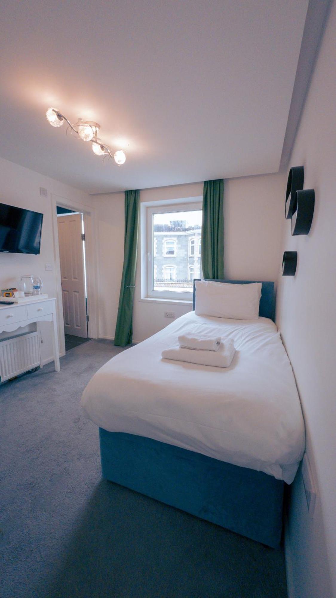 Oyo Newquay Hotel